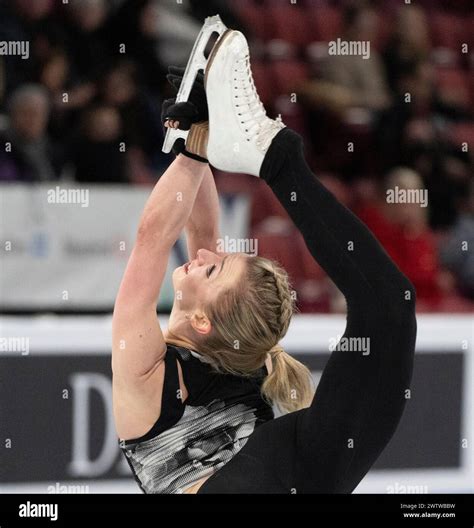 isu figure skating.